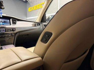 Hyundai Equus 2015 года, 159 000 км - вид 23