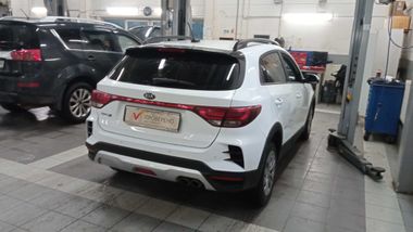 Kia Rio X 2020 года, 154 000 км - вид 3