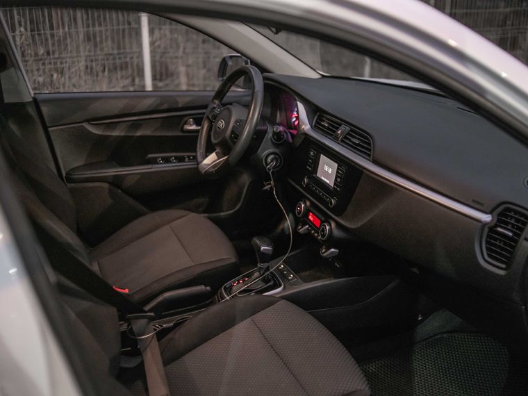 KIA Rio X 2020 года, 154 000 км - вид 11