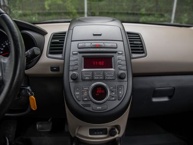 Kia Soul 2012 года, 168 917 км - вид 7