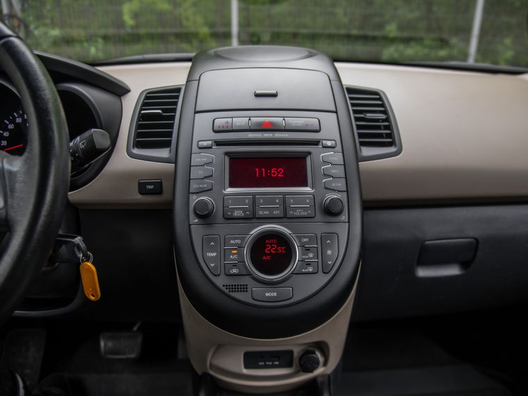 Kia Soul 2012 года, 168 917 км - вид 7
