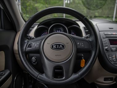 Kia Soul 2012 года, 168 917 км - вид 6