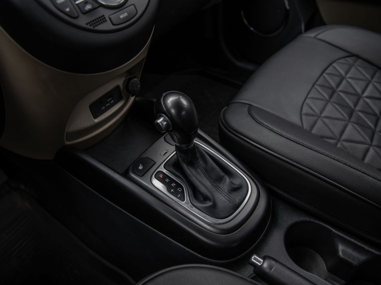 Kia Soul 2012 года, 168 917 км - вид 8