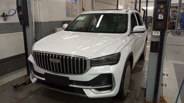 Белый Geely Monjaro 2025 года | VIN 17481668