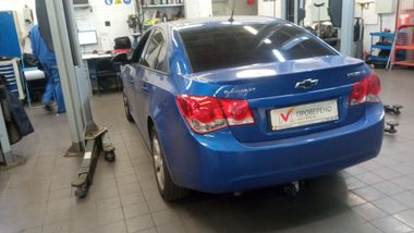 Chevrolet Cruze 2011 года, 220 000 км - вид 5