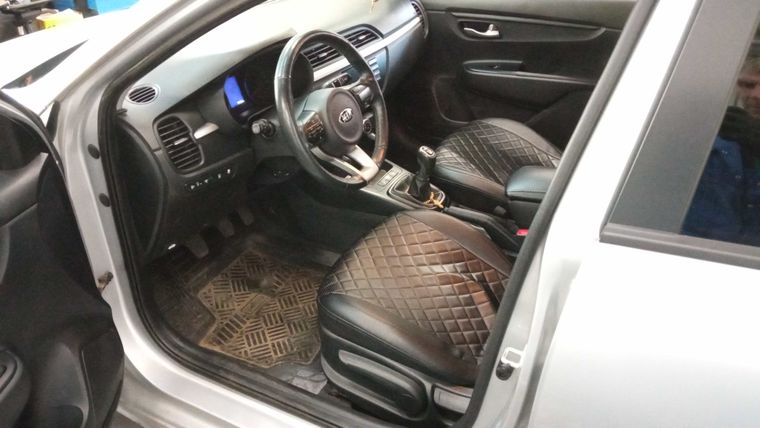 KIA Rio 2019 года, 77 104 км - вид 5 KIA Rio 2019 года, 77 104 км - вид 5