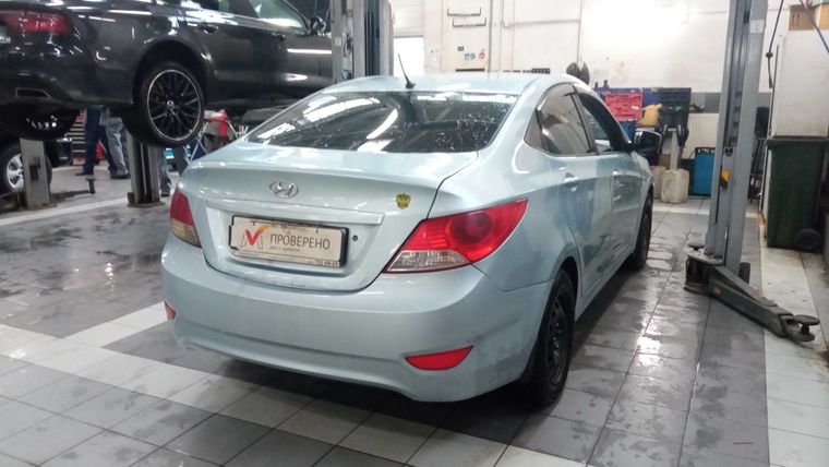 Hyundai Solaris 2012 года, 258 136 км - вид 3