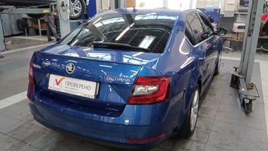 Skoda Octavia 2019 года, 151 735 км - вид 3