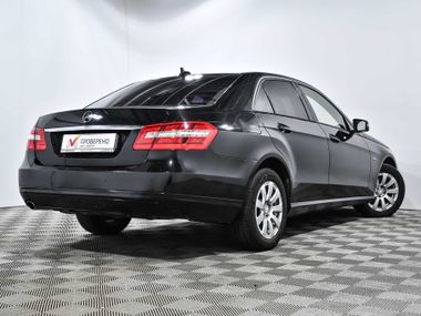 Mercedes-Benz E-класс 2012 года, 173 237 км - вид 5