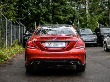 Mercedes-Benz C-класс 2017 года, 94 849 км - вид 4