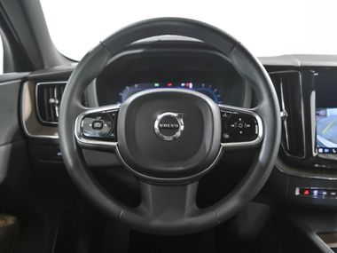 Volvo XC60 2023 года, 7 000 км - вид 11