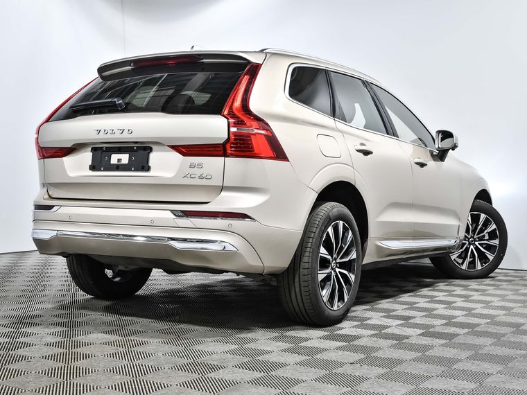 Volvo XC60 2023 года, 7 000 км - вид 6