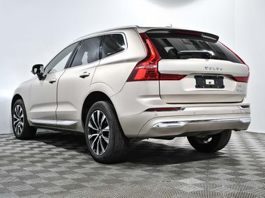 Volvo XC60 2023 года, 7 000 км - вид 9