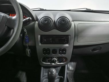 Renault Sandero 2011 года, 165 344 км - вид 10