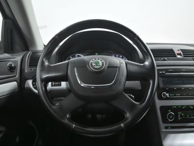 Skoda Octavia 2011 года, 346 391 км - вид 9