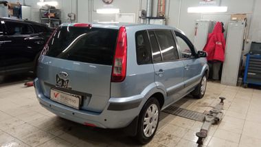 Ford Fusion 2006 года, 256 191 км - вид 3