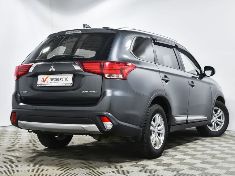 Mitsubishi Outlander 2018 года, 114 000 км - вид 5