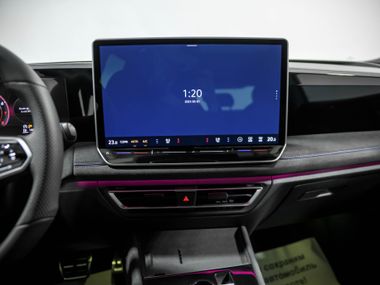 Volkswagen Tiguan L 2024 года, 230 км - вид 12