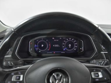 Volkswagen Tiguan 2019 года, 134 265 км - вид 9