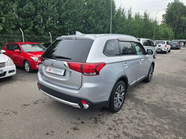 Mitsubishi Outlander 2018 года, 178 625 км - вид 5