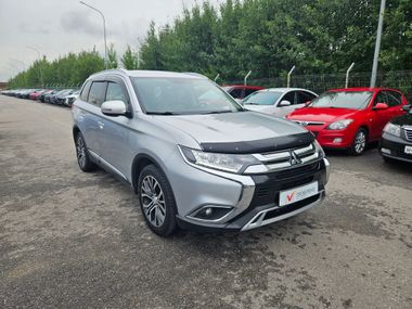 Mitsubishi Outlander 2018 года, 178 625 км - вид 3