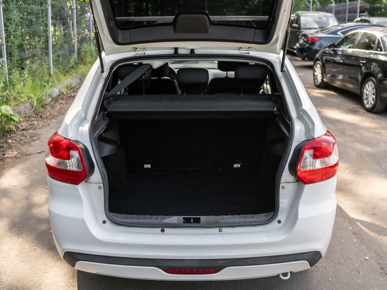 ВАЗ (LADA) Granta 2019 года, 94 398 км - вид 13