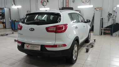KIA Sportage 2013 года, 149 221 км - вид 3