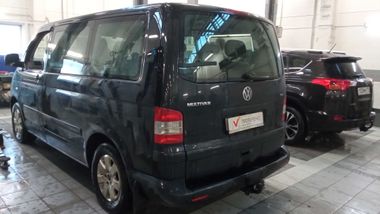 Volkswagen Multivan 2007 года, 260 083 км - вид 5