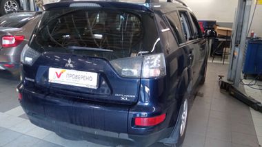 Mitsubishi Outlander 2012 года, 214 648 км - вид 3