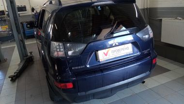 Mitsubishi Outlander 2012 года, 214 648 км - вид 4