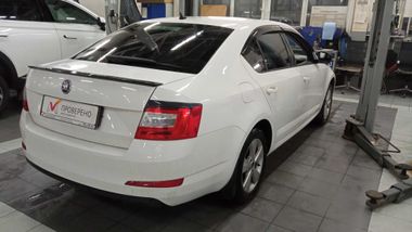 Skoda Octavia 2013 года, 123 613 км - вид 4