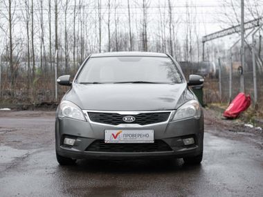 Kia Ceed 2010 года, 241 000 км - вид 3