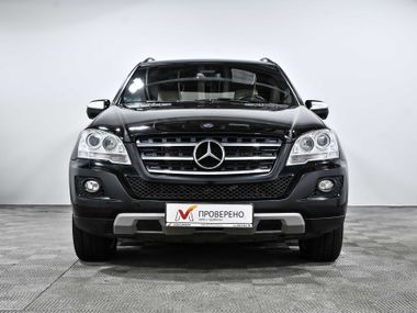 Mercedes-Benz M-класс 2010 года, 118 113 км - вид 3