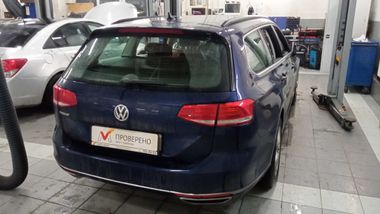 Volkswagen Passat 2019 года, 175 662 км - вид 3