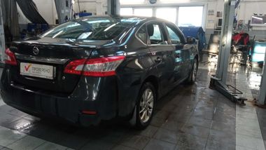 Nissan Sentra 2014 года, 224 333 км - вид 3