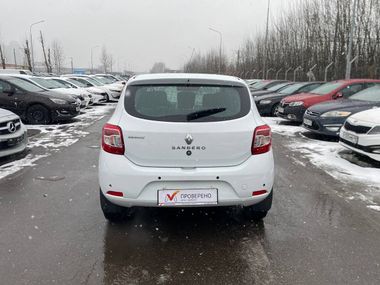 Renault Sandero 2014 года, 105 658 км - вид 5