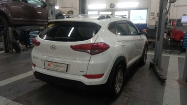 Hyundai Tucson 2017 года, 214 028 км - вид 3