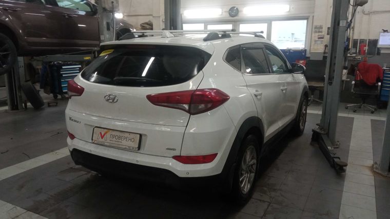Hyundai Tucson 2017 года, 214 028 км - вид 3