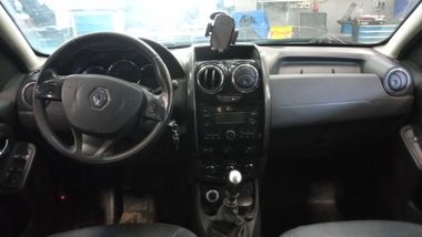 Renault Duster 2018 года, 121 415 км - вид 5