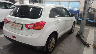 Mitsubishi ASX 2013 года, 157 393 км - вид 3