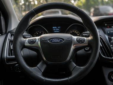 Ford Focus 2013 года, 298 897 км - вид 6