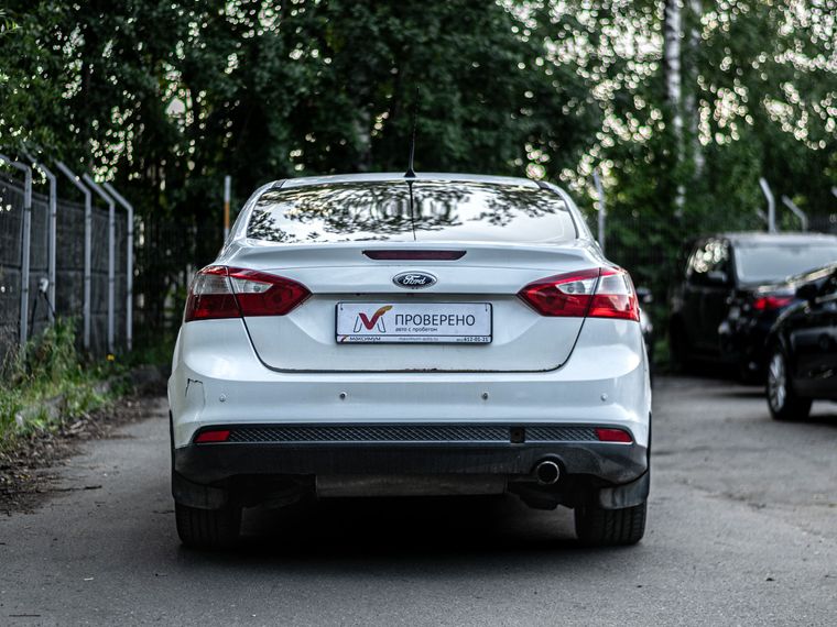Ford Focus 2013 года, 298 897 км - вид 4