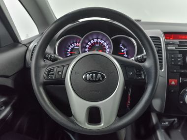 KIA Venga 2013 года, 113 409 км - вид 8