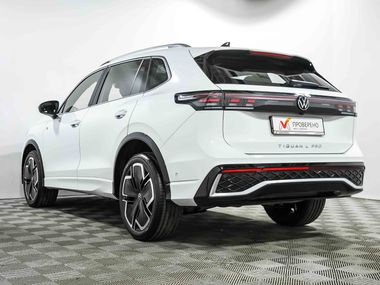 Volkswagen Tiguan L 2024 года, 10 км - вид 8