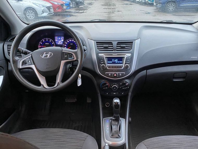 Hyundai Solaris 2014 года, 133 156 км - вид 6