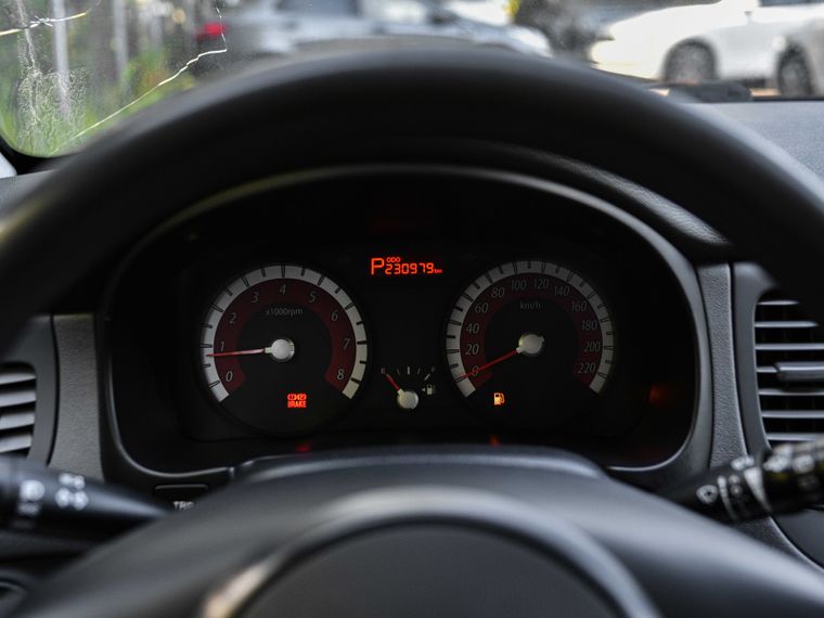 KIA Rio 2011 года, 230 943 км - вид 5