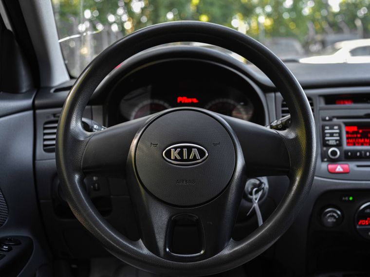 KIA Rio 2011 года, 230 943 км - вид 6