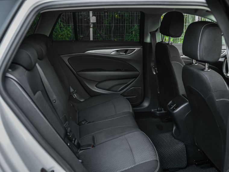 Opel Insignia 2018 года, 223 311 км - вид 11