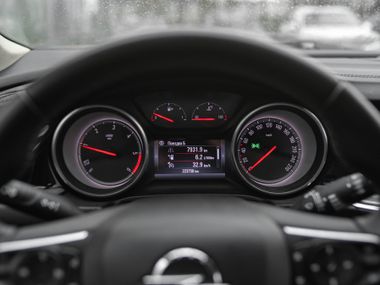 Opel Insignia 2018 года, 223 311 км - вид 5