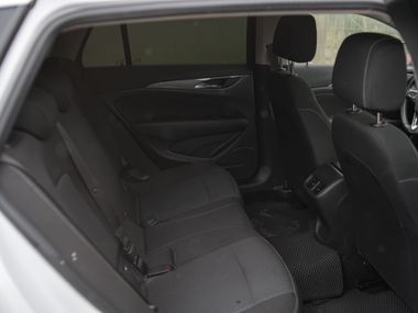 Opel Insignia 2018 года, 223 311 км - вид 10